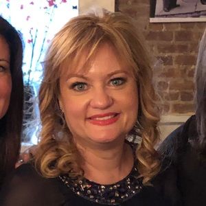 Meet your Posher, Debbie